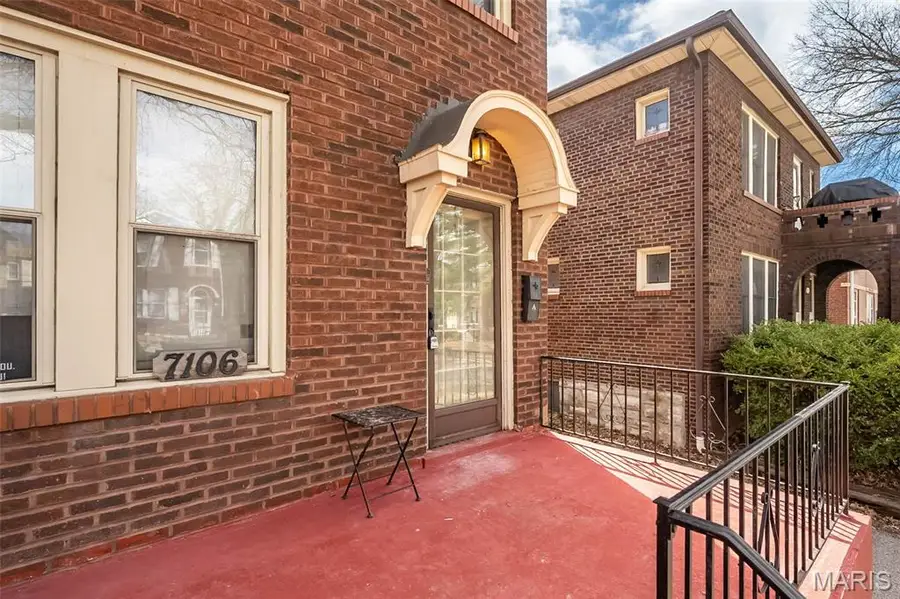 7106 Amherst Avenue, Saint Louis, MO 63130 - #3