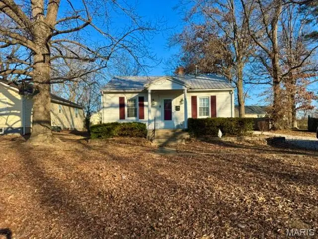 809 Lincoln Street, Elsberry, MO 63343 - #1