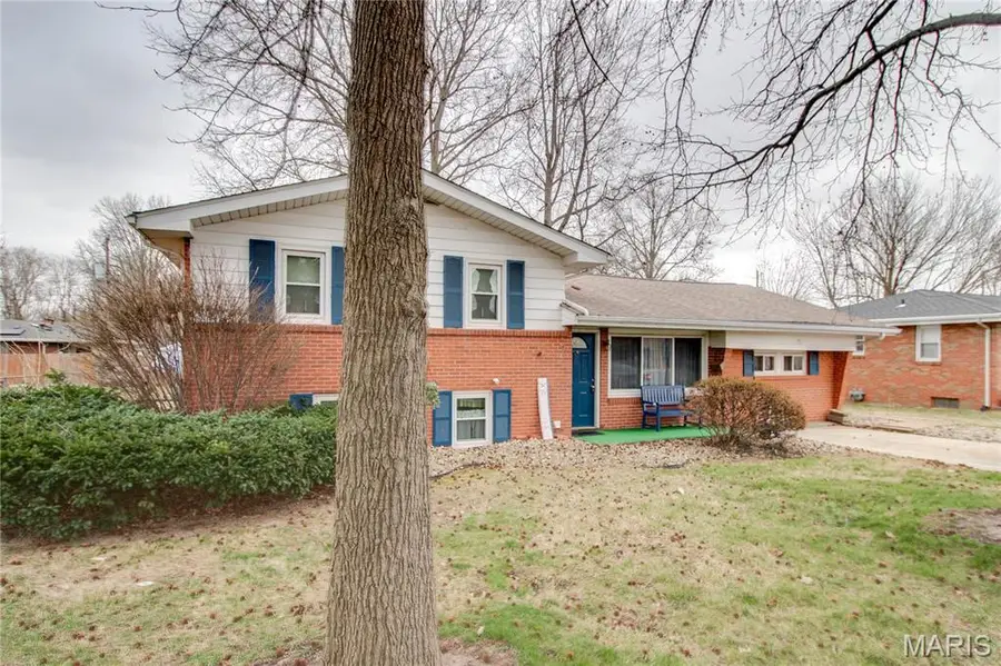 318 Albers Place, Bethalto, IL 62010 - #2