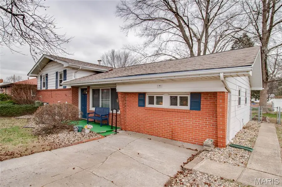 318 Albers Place, Bethalto, IL 62010 - #3