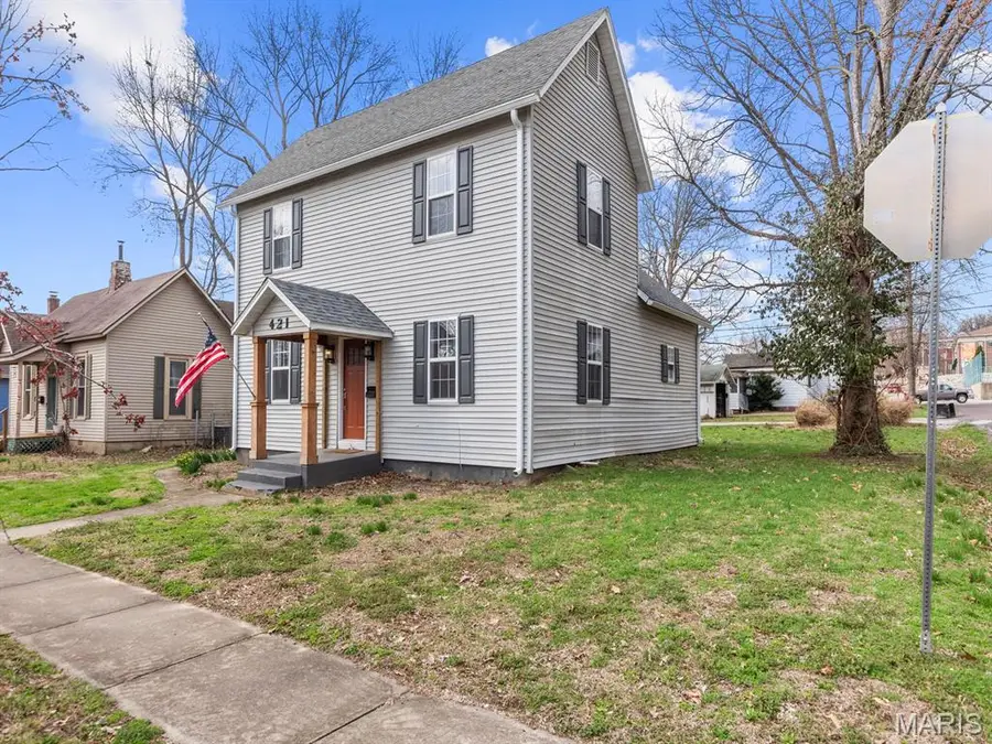 421 N Locust Street, Greenville, IL 62246 - #2