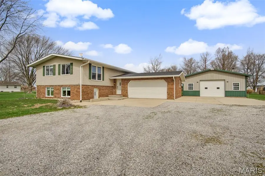 8011 Von Bokel Drive, Breese, IL 62230 - #2