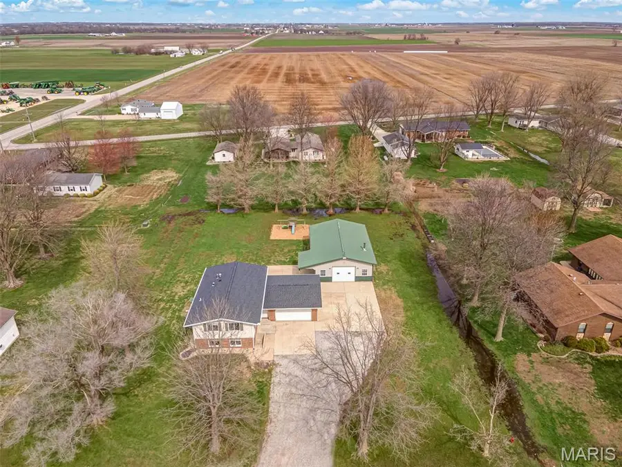 8011 Von Bokel Drive, Breese, IL 62230 - #3