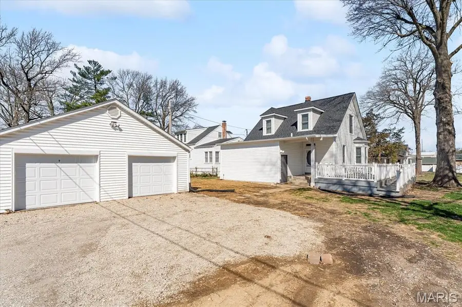 425 W Third Street, Ofallon, IL 62269 - #2