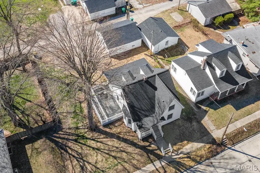 425 W Third Street, Ofallon, IL 62269 - #3