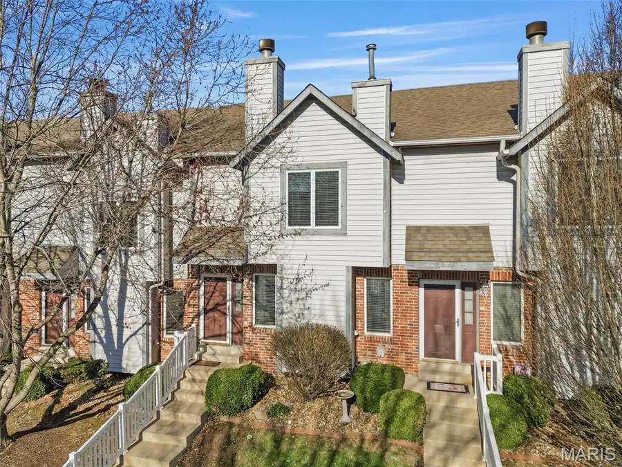 4007 Sherman Park Drive #16G, Saint Charles, MO 63303 - #2