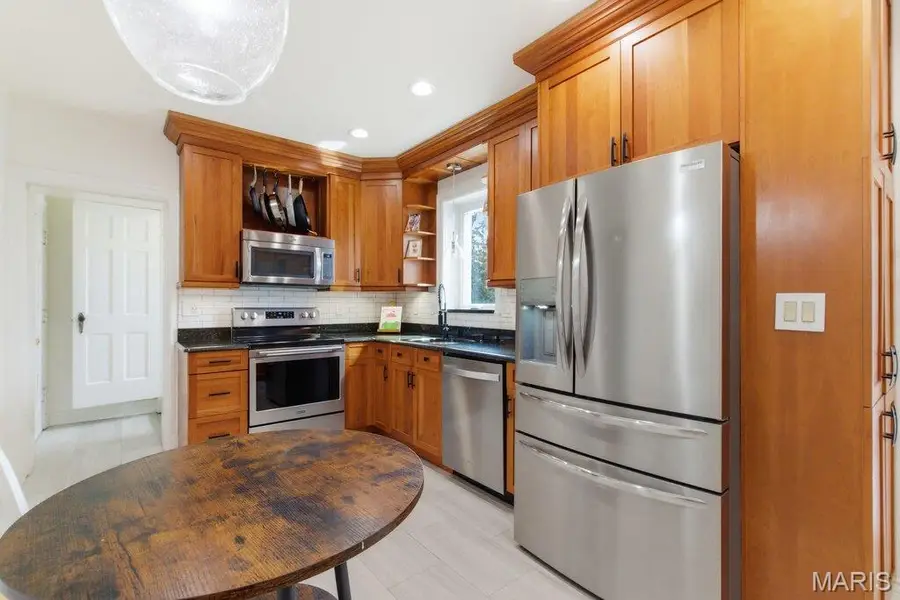 1006 Briarton Drive, Saint Louis, MO 63126 - #3