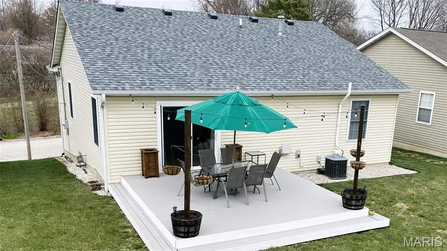 320 Garesche Street, Collinsville, IL 62234 - #2