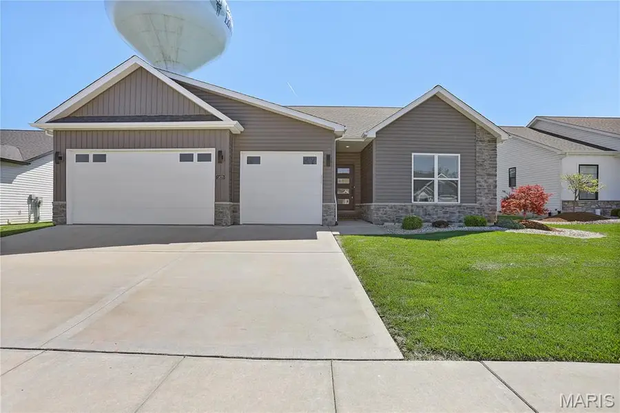 1870 Cloverdale Drive, Edwardsville, IL 62025 - #2