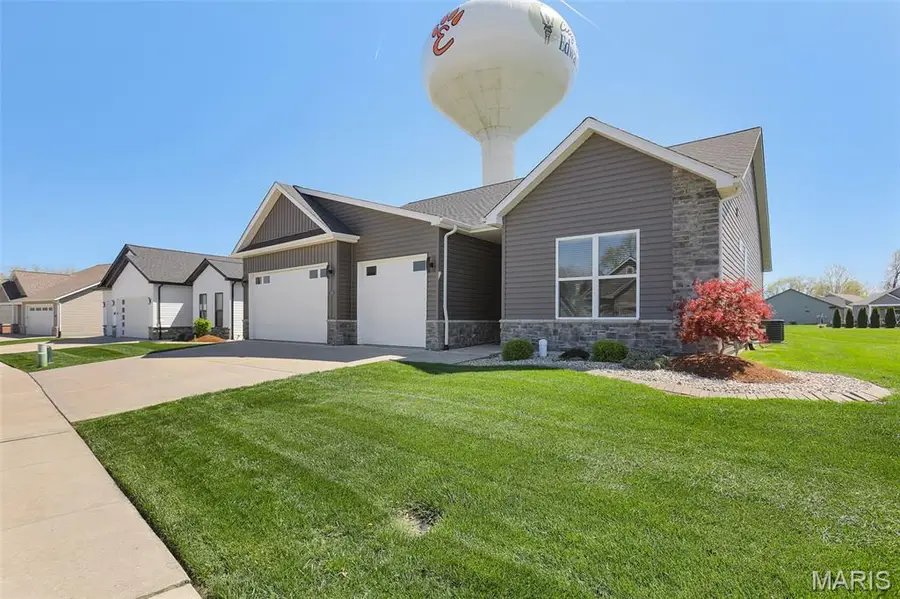 1870 Cloverdale Drive, Edwardsville, IL 62025 - #3