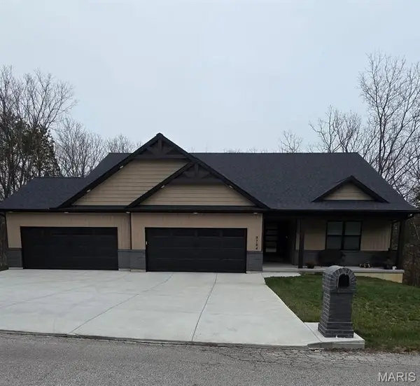 9784 Ridgecrest Drive, Hillsboro, MO 63050