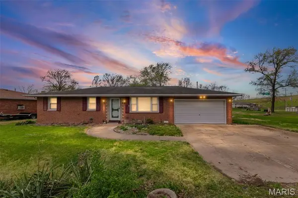 1374 Saint Thomas Road, Granite City, IL 62040