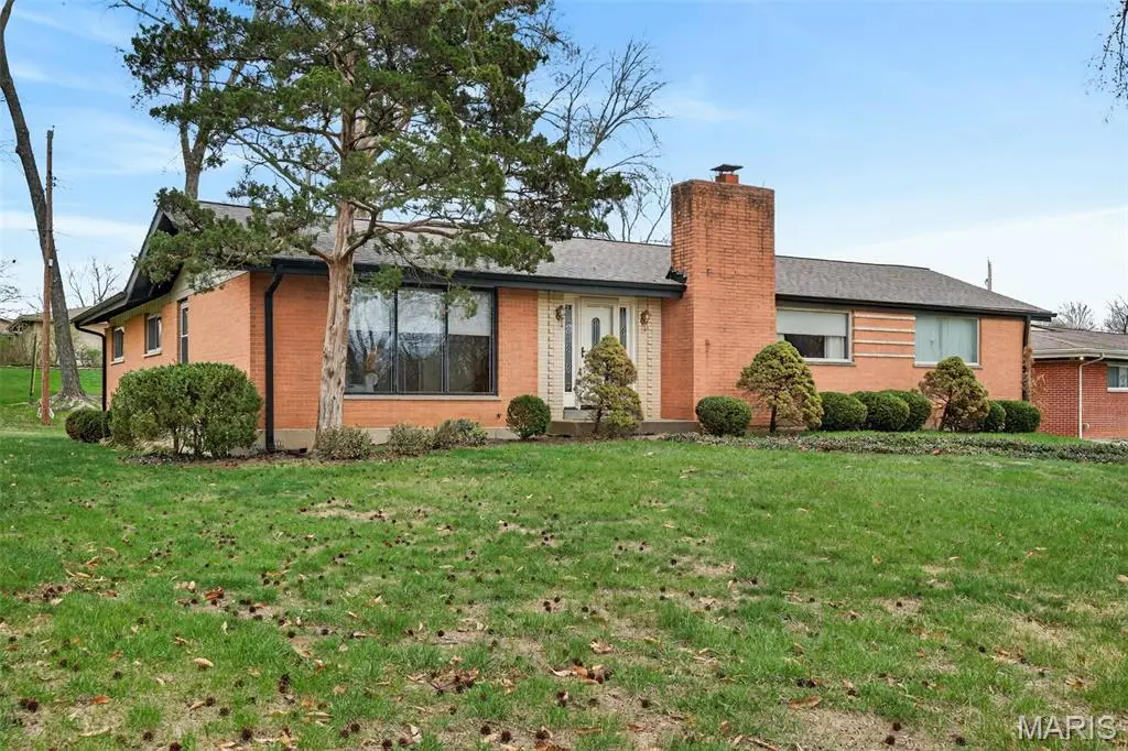 6 Seawood Court, Saint Louis, MO 63146 - #1