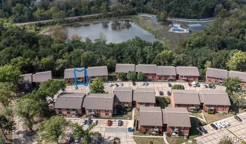 5569 Baronridge Drive #4, Oakville, MO 63129 - #2