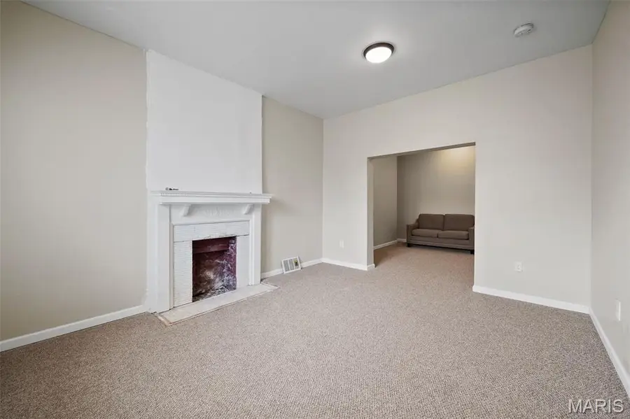 3820 Greer Avenue, Saint Louis, MO 63107 - #2