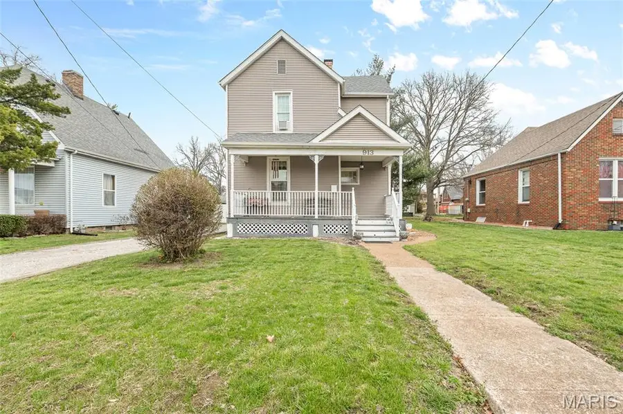 913 W Main Street, Collinsville, IL 62234 - #2