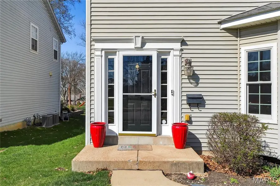 1221 Ruth Drive, Kirkwood, MO 63122 - #2