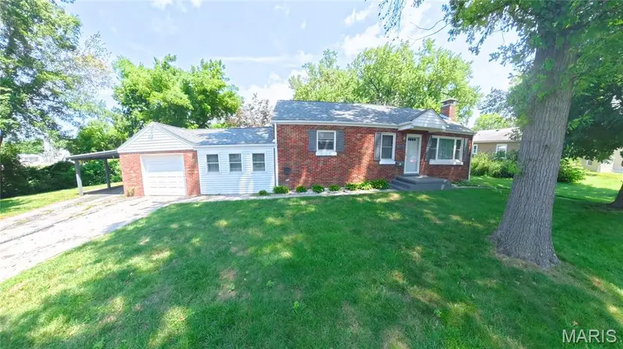504 W Fourth Street, Ofallon, IL 62269 - #3