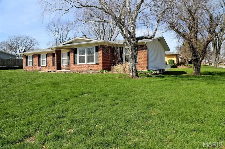 6 Tori Ann Drive, Saint Peters, MO 63376 - #2