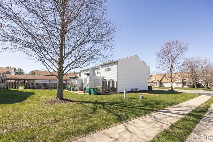 926 - 932 Georgetowne Drive, Ofallon, IL 62269 - #3