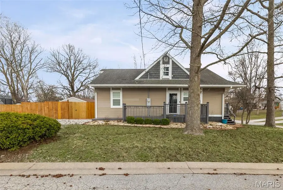 3528 Oscar Avenue, Alton, IL 62002 - #3