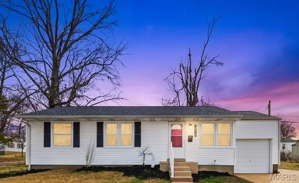 10410 Ewell Drive, St Louis, MO 63137