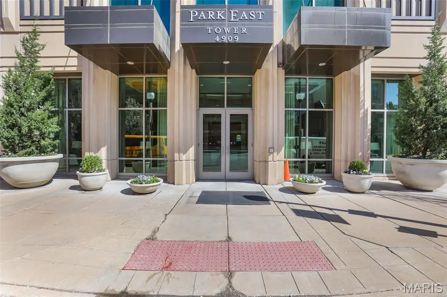 4909 Laclede Avenue #1104, Saint Louis, MO 63108 - #2