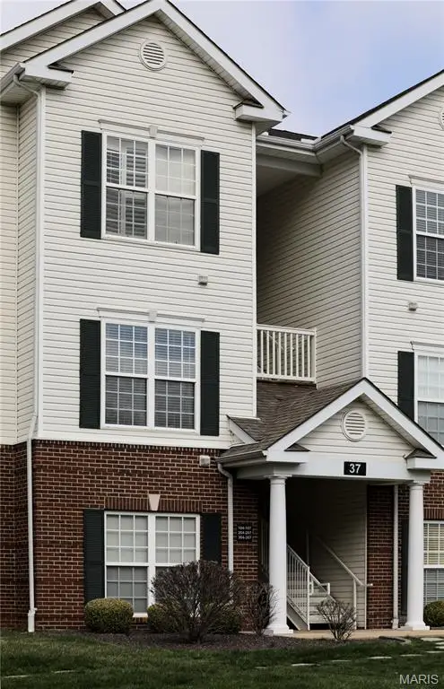 37 Kassebaum Lane #207, Saint Louis, MO 63129 - #2