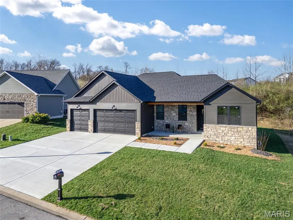 7975 Matterhorn Canyon Road, Caseyville, IL 62232 - #1