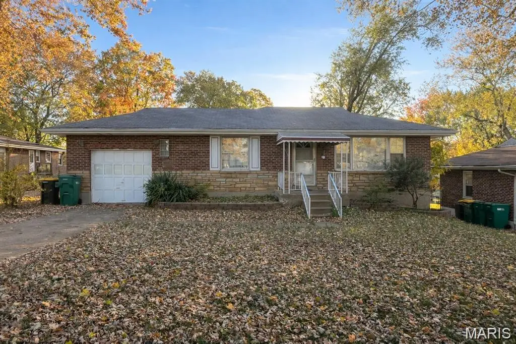 1100 Ashford Drive, Saint Louis, MO 63137 - #1