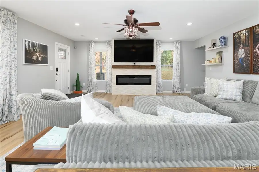 24939 Stormbreak Drive, Richland, MO 65556 - #2