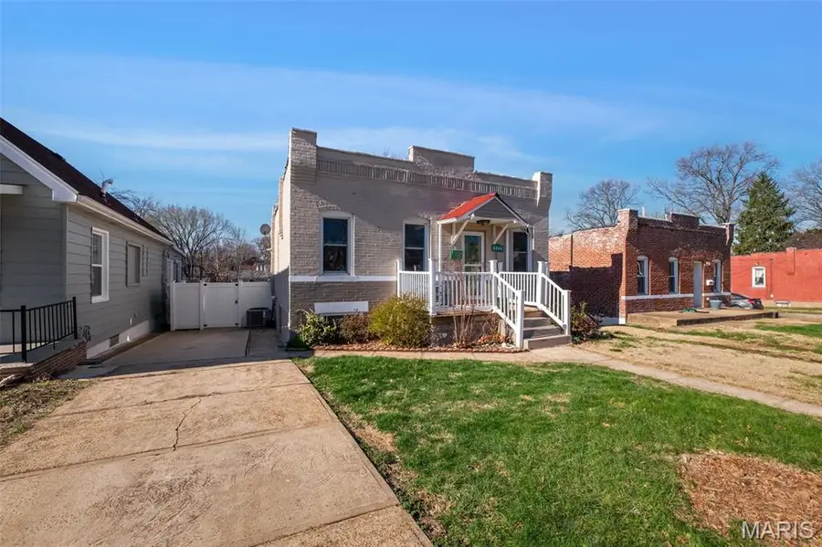 4044 Walsh Street, Saint Louis, MO 63116 - #3
