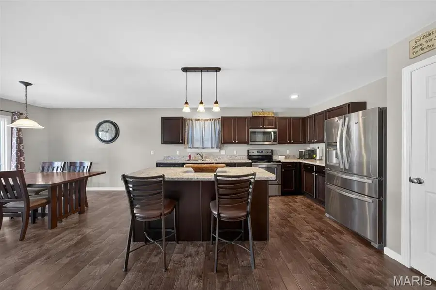 424 Wilmer Meadow Drive, Wentzville, MO 63385 - #3