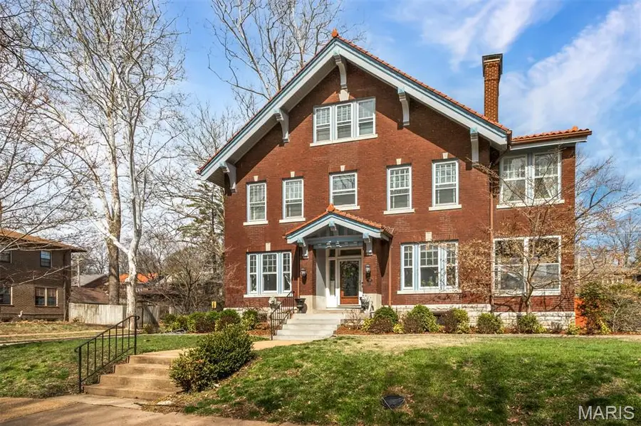 6843 Waterman Avenue, Saint Louis, MO 63130 - #2