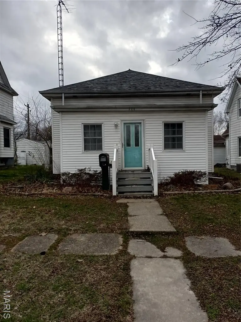 Address Withheld By Seller, Nokomis, IL 62075 - #1