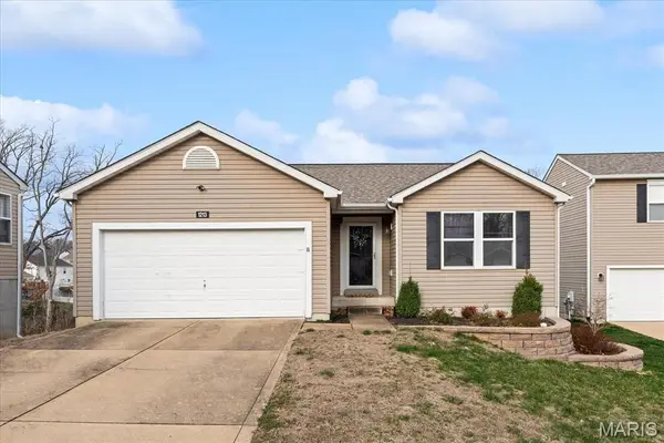 1213 Oakholt Court, Herculaneum, MO 63048
