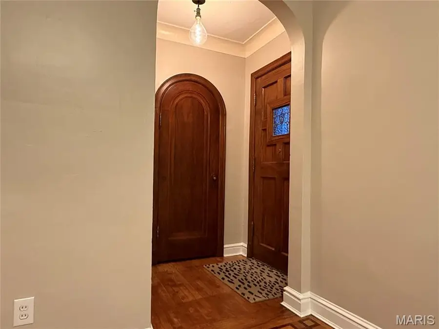 7354 Balson Avenue, University City, MO 63130 - #3