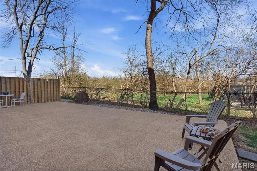 8631 Old Bonhomme Road #1E, Saint Louis, MO 63132 - #3