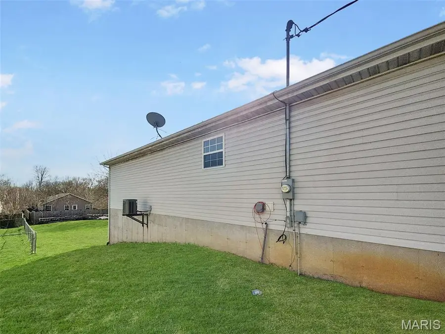 1464 Meramec Avenue, Pacific, MO 63069 - #3