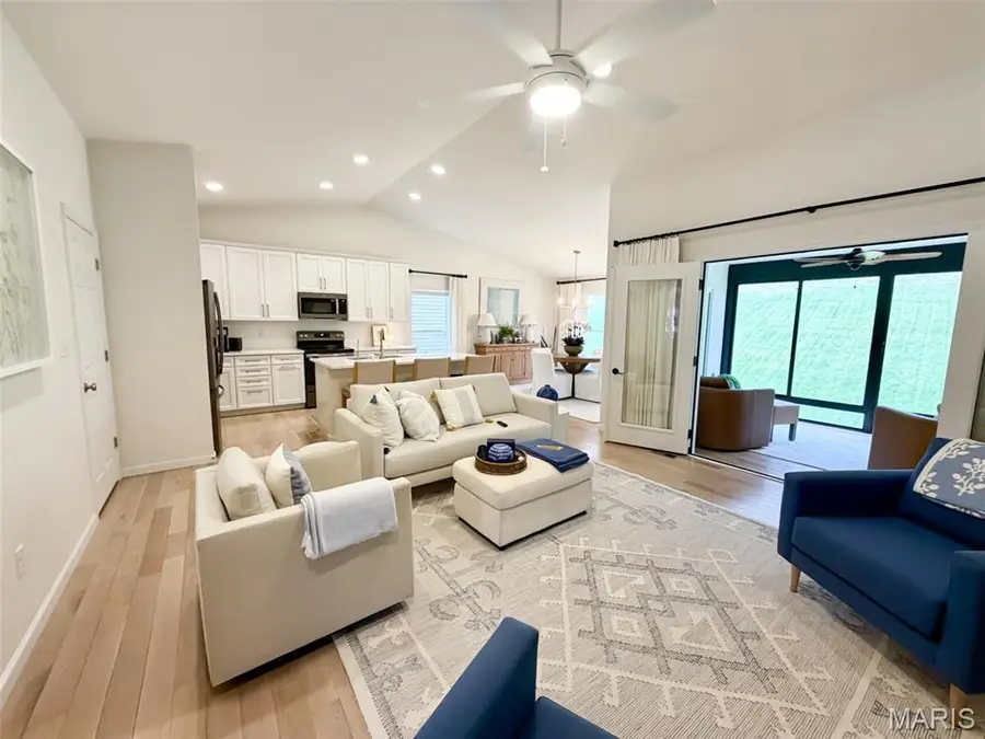 1647 Ridgefield Bluff Court, Eureka, MO 63025 - #2