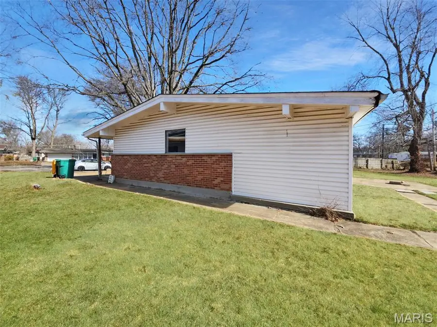 2214 Ibis Court, Saint Louis, MO 63136 - #3