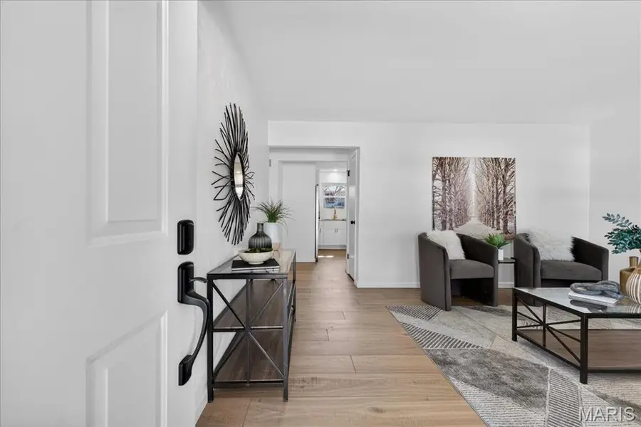 686 Damascus Drive, Saint Louis, MO 63125 - #2