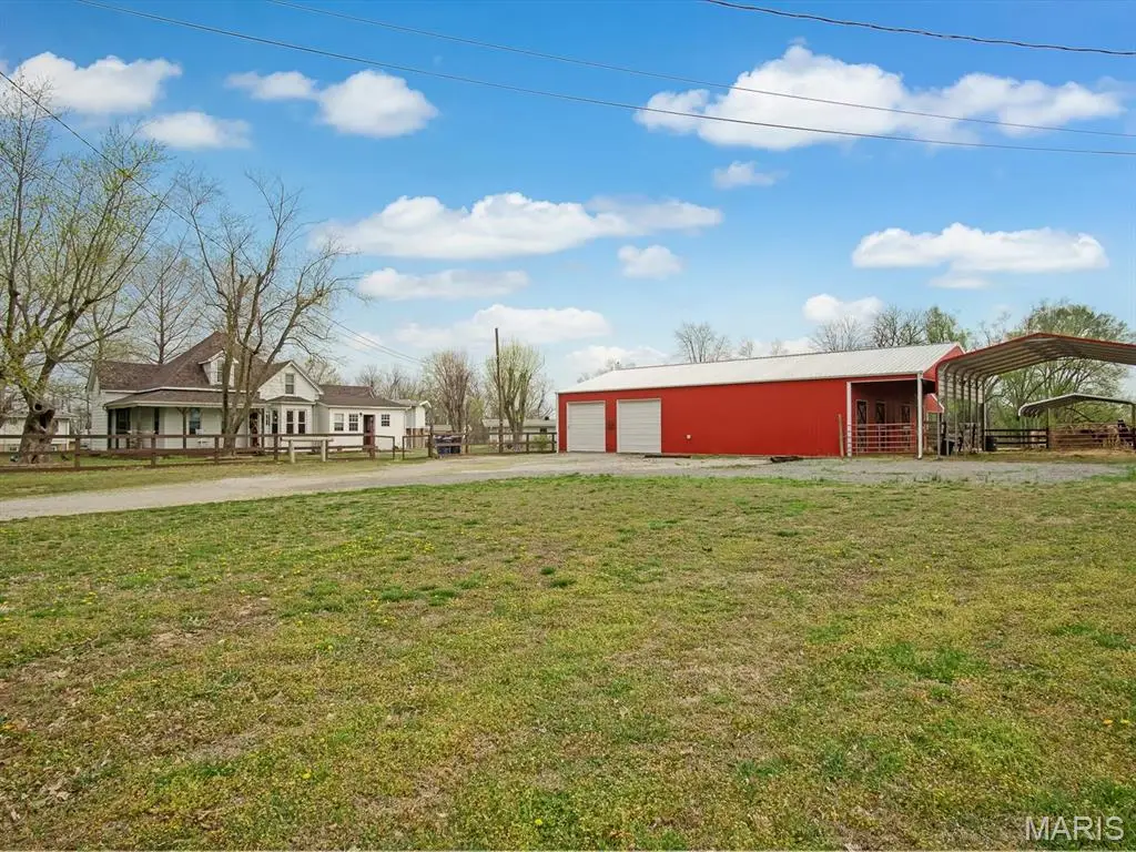 1924 High Street, Chester, IL 62233 - #1