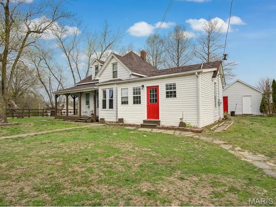 1924 High Street, Chester, IL 62233 - #2