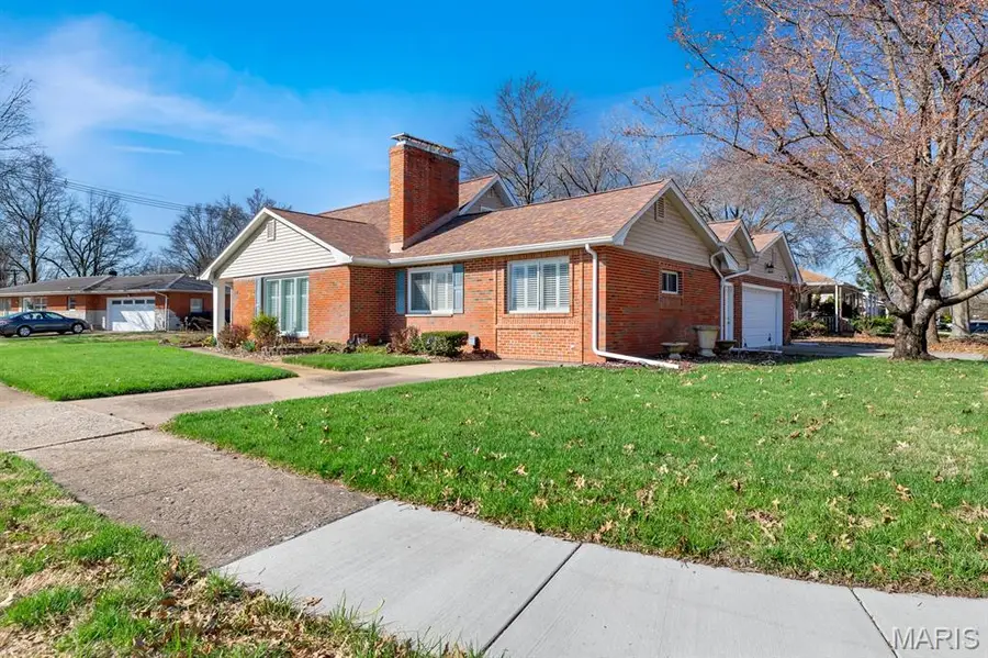 3211 Edgewood Avenue, Granite City, IL 62040 - #2
