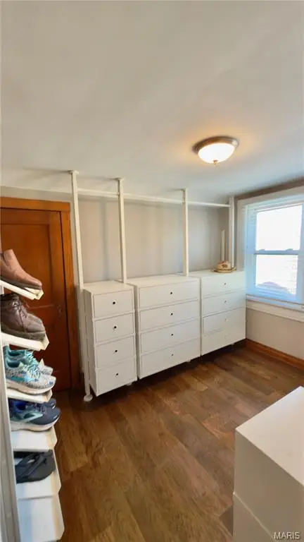 5323 Bischoff Avenue, Saint Louis, MO 63110 - #2