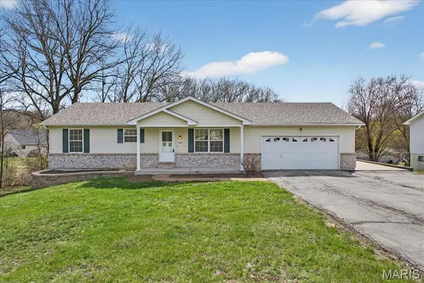 254 Highway M, Villa Ridge, MO 63089