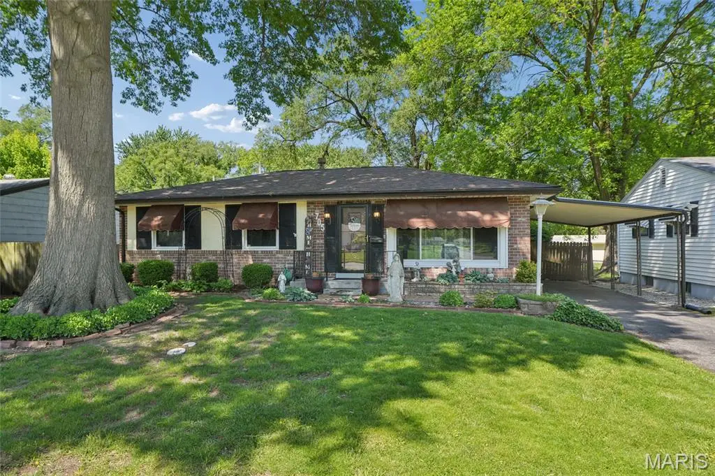705 S Lafayette Street, Florissant, MO 63031 - #1