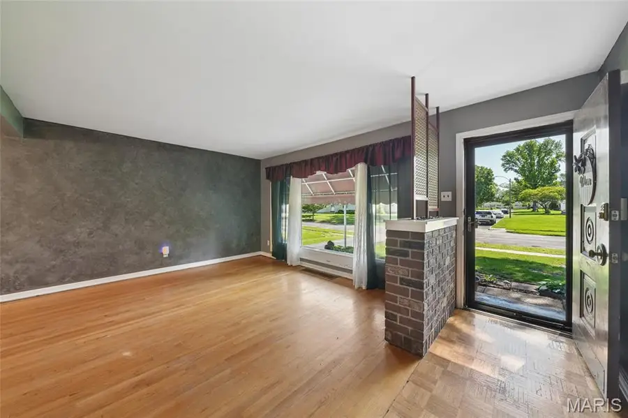 705 S Lafayette Street, Florissant, MO 63031 - #3