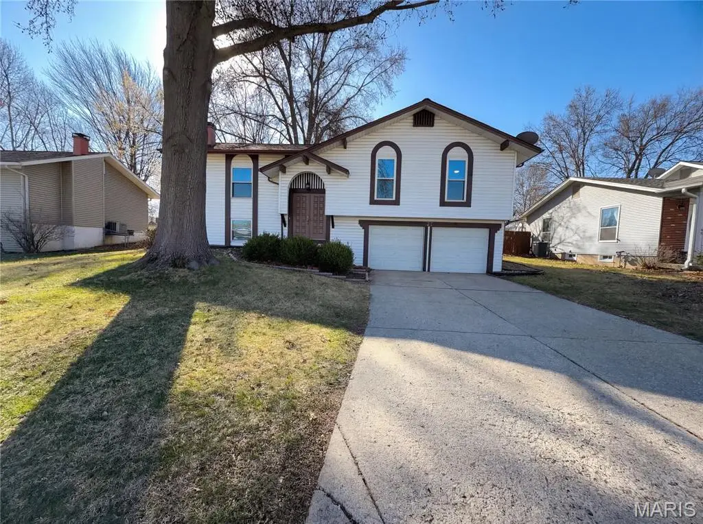 27 Glenna Drive, Saint Peters, MO 63376 - #1